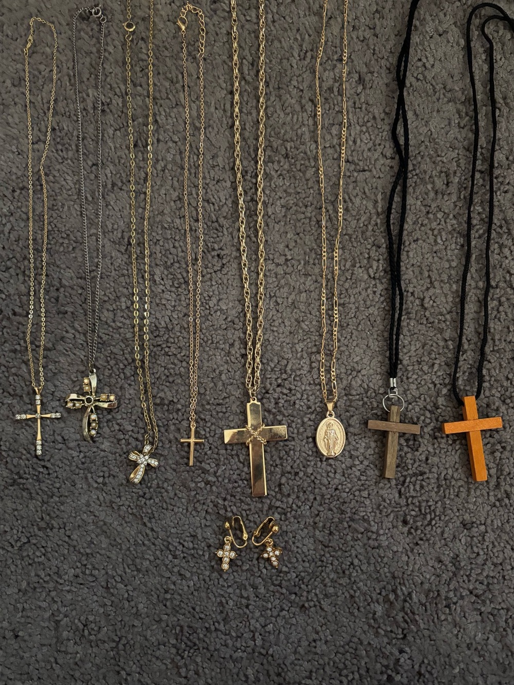 Lot of 9 Christian Cross Jewelry, 8 necklaces 1 pair of clip on earrings